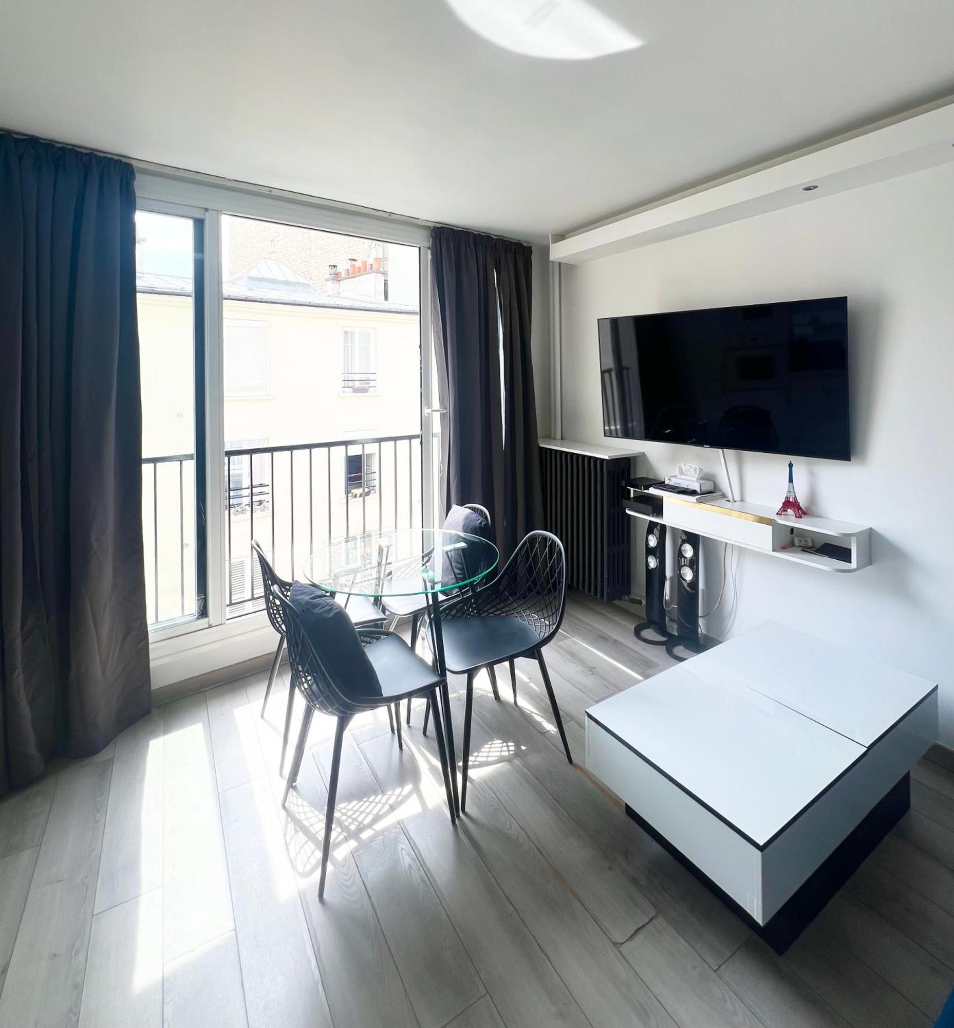 Apartment Like Home Arc De Triomphe, Champs Elysees, Tour Eiffel Paris Eksteriør bilde